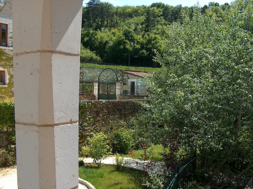 Moulin De Vigonac Hotel Valeuil Exterior photo