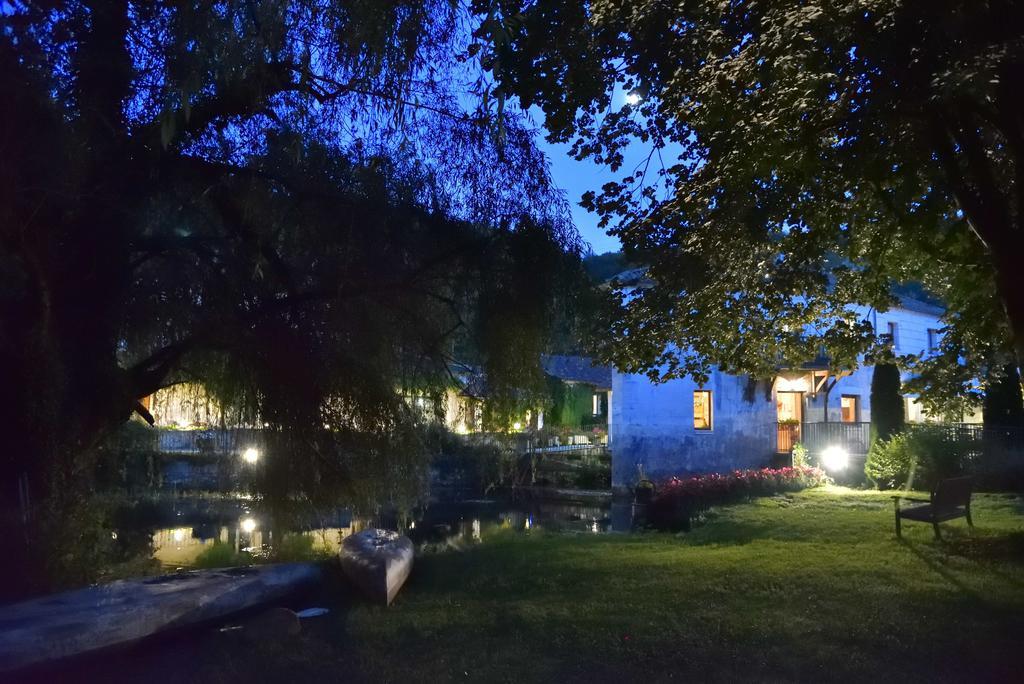 Moulin De Vigonac Hotel Valeuil Exterior photo