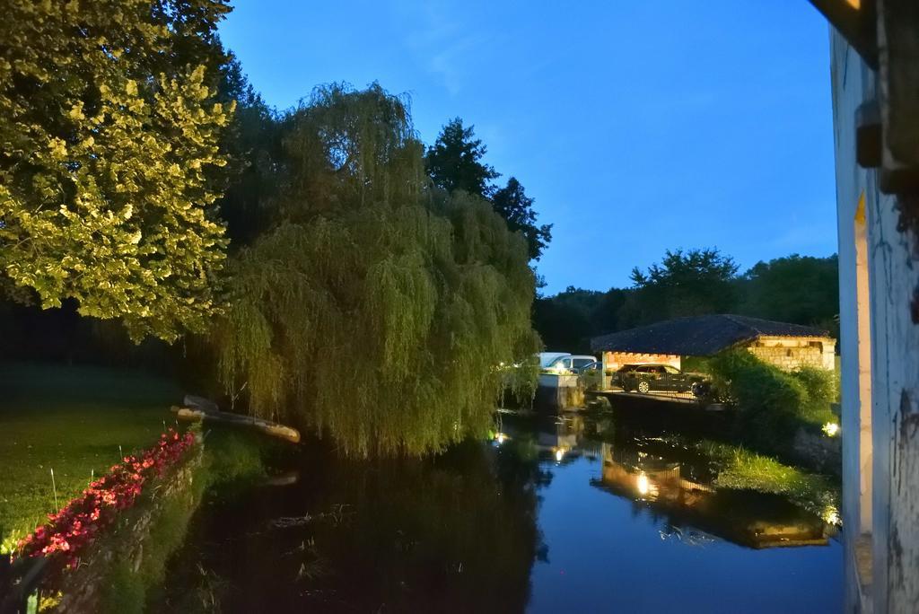 Moulin De Vigonac Hotel Valeuil Exterior photo